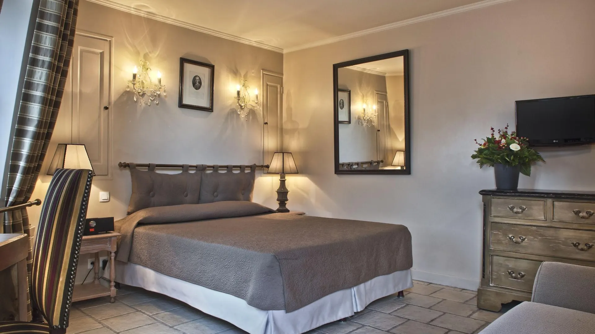 Albe Bastille 3*