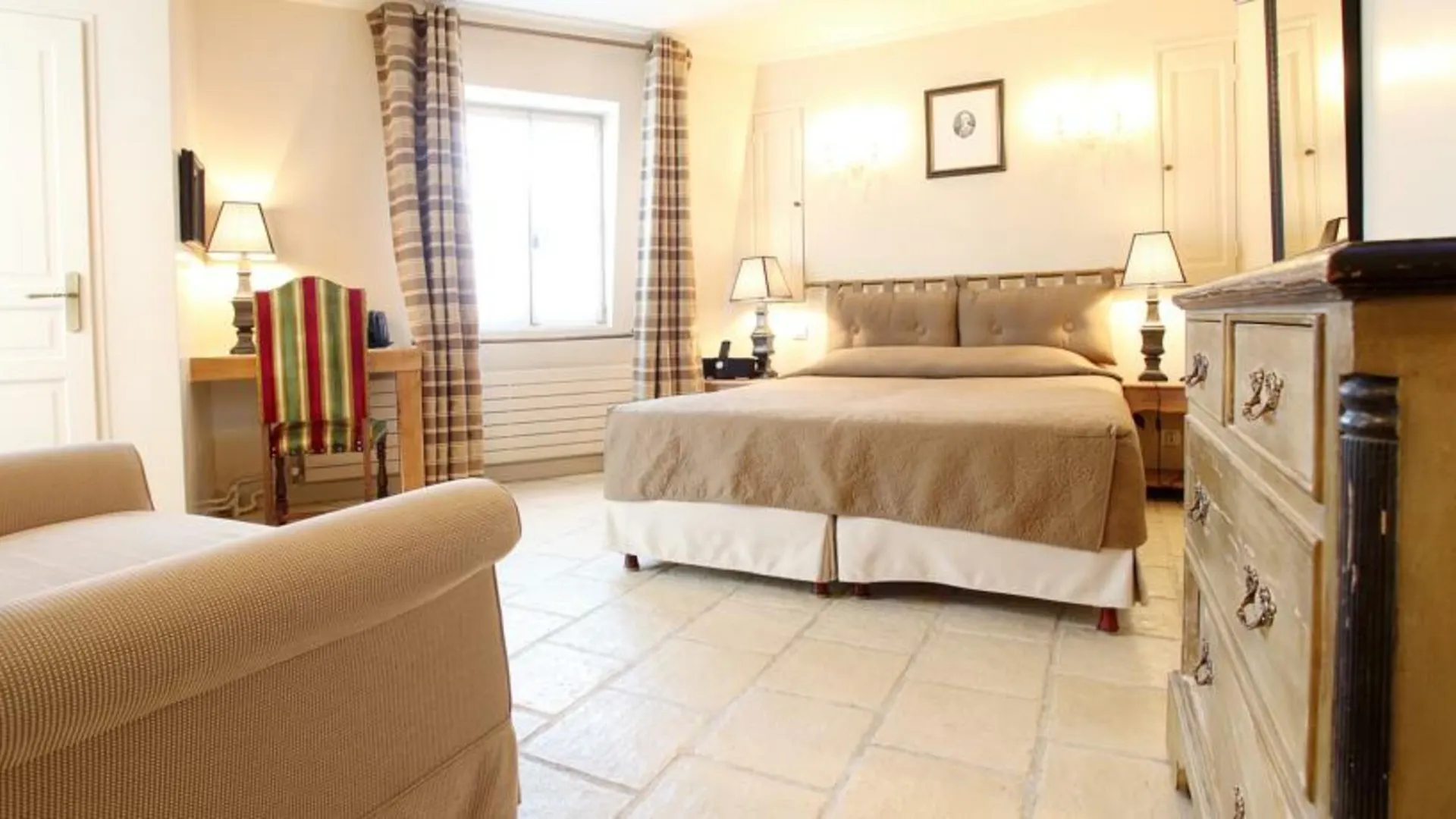 Albe Bastille Hotel 3*